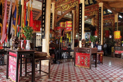 Chính điện đền thờ Nguyễn Trung Trực ở Phú Quốc